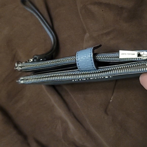 Michael Kors Wallet - Picture 3 of 5